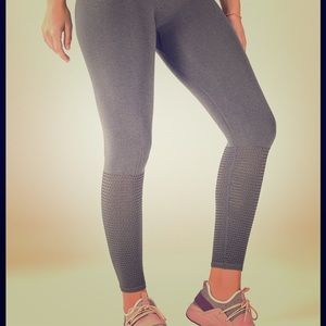 Se less high waisted leggings